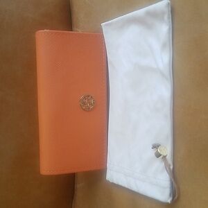Tory Burch Sunglasses Glass Case & Pouch